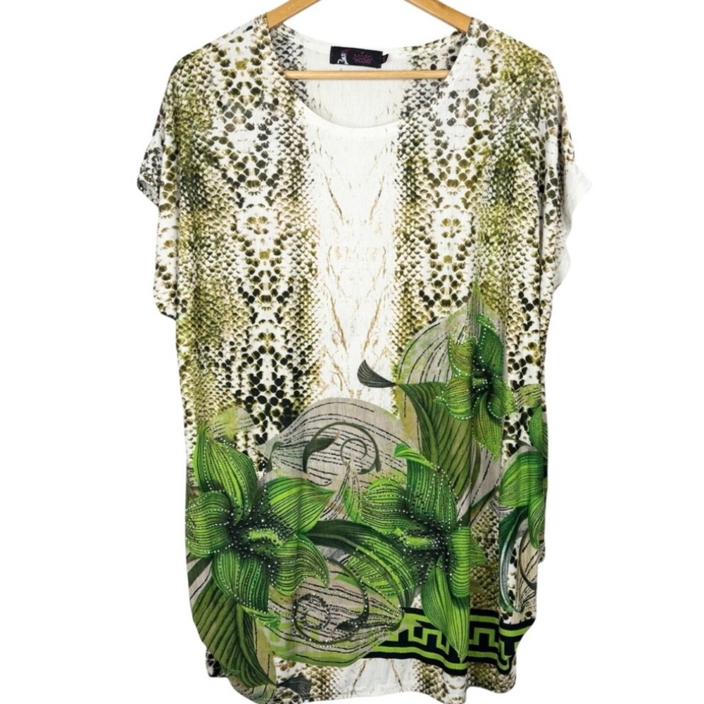 Model France Green Animal Snake Print Floral Rhinestone Detail Sleeveless Blouse